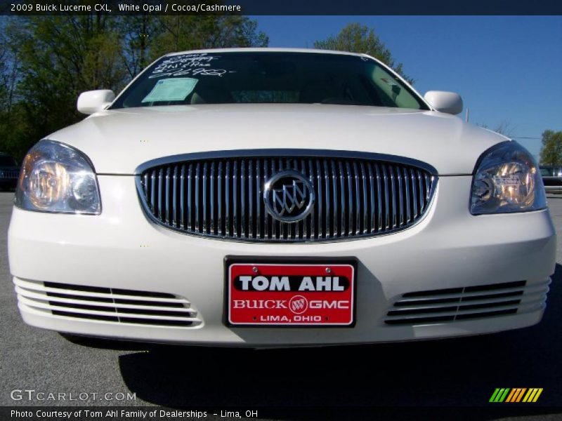 White Opal / Cocoa/Cashmere 2009 Buick Lucerne CXL