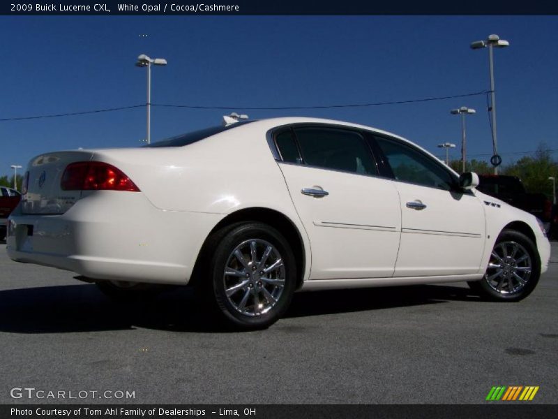White Opal / Cocoa/Cashmere 2009 Buick Lucerne CXL