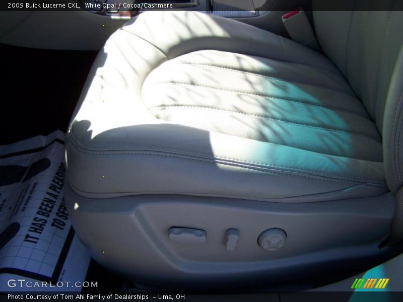 White Opal / Cocoa/Cashmere 2009 Buick Lucerne CXL