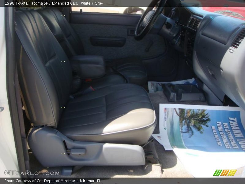 White / Gray 1998 Toyota Tacoma SR5 Extended Cab