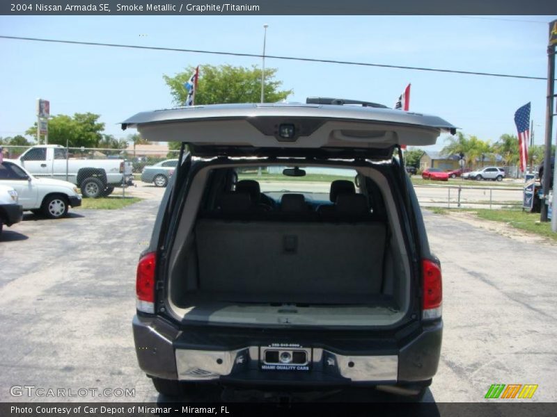 Smoke Metallic / Graphite/Titanium 2004 Nissan Armada SE