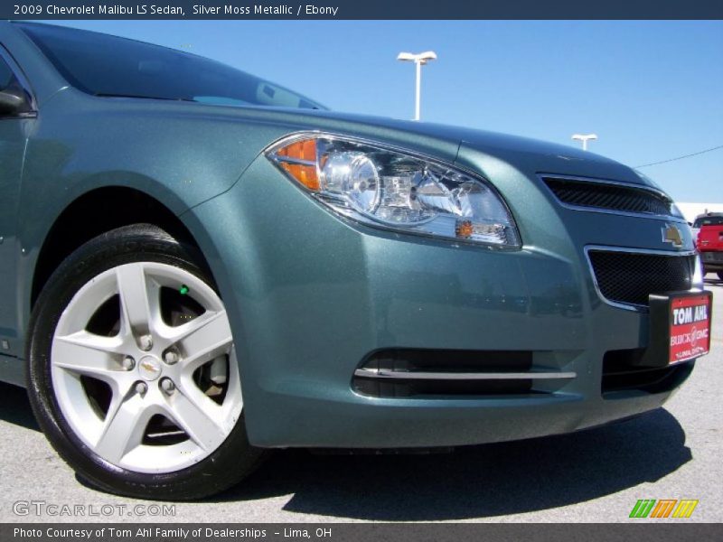 Silver Moss Metallic / Ebony 2009 Chevrolet Malibu LS Sedan