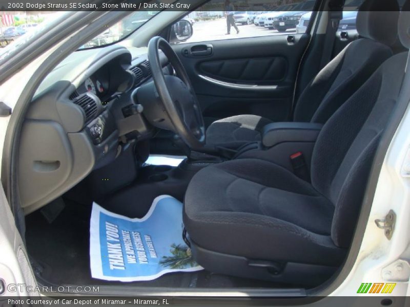 Stone White / Dark Slate Gray 2002 Dodge Stratus SE Sedan