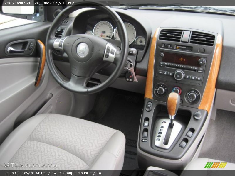 Black Onyx / Gray 2006 Saturn VUE V6