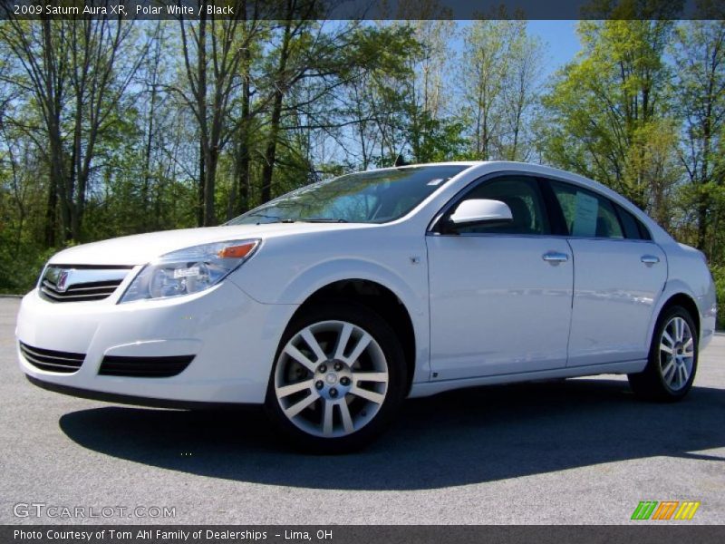 Polar White / Black 2009 Saturn Aura XR