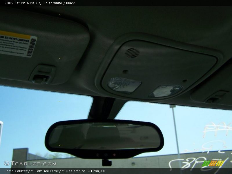 Polar White / Black 2009 Saturn Aura XR