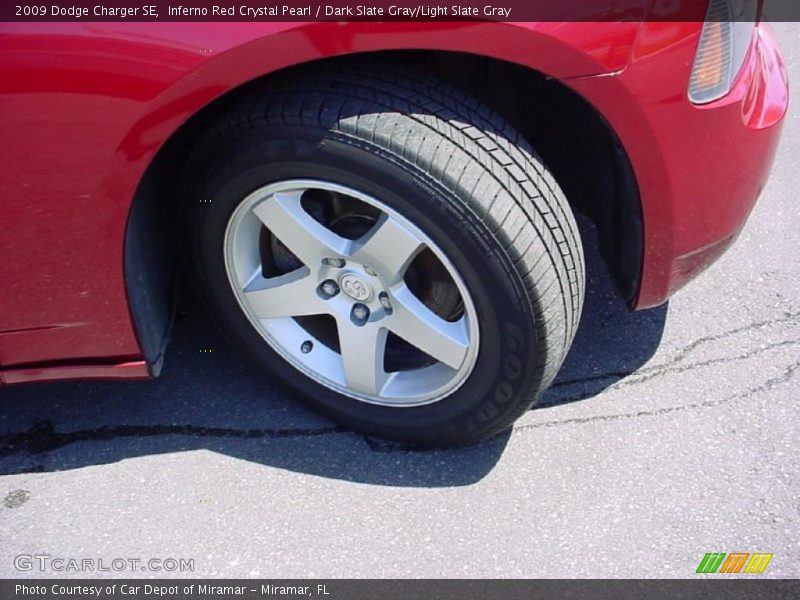 Inferno Red Crystal Pearl / Dark Slate Gray/Light Slate Gray 2009 Dodge Charger SE