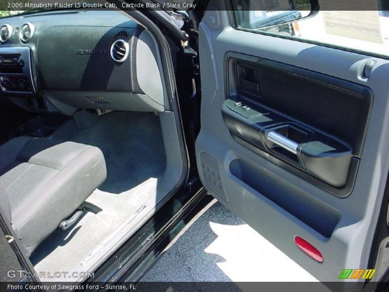 Carbide Black / Slate Gray 2006 Mitsubishi Raider LS Double Cab
