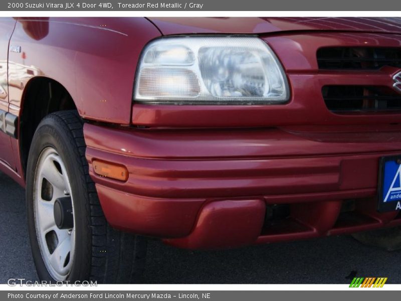 Toreador Red Metallic / Gray 2000 Suzuki Vitara JLX 4 Door 4WD