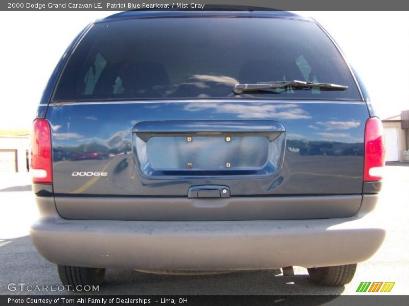 Patriot Blue Pearlcoat / Mist Gray 2000 Dodge Grand Caravan LE