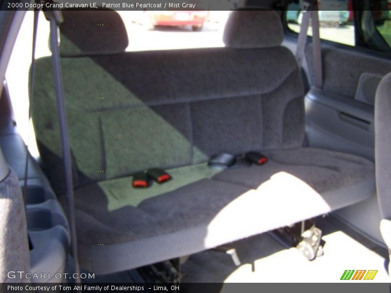 Patriot Blue Pearlcoat / Mist Gray 2000 Dodge Grand Caravan LE