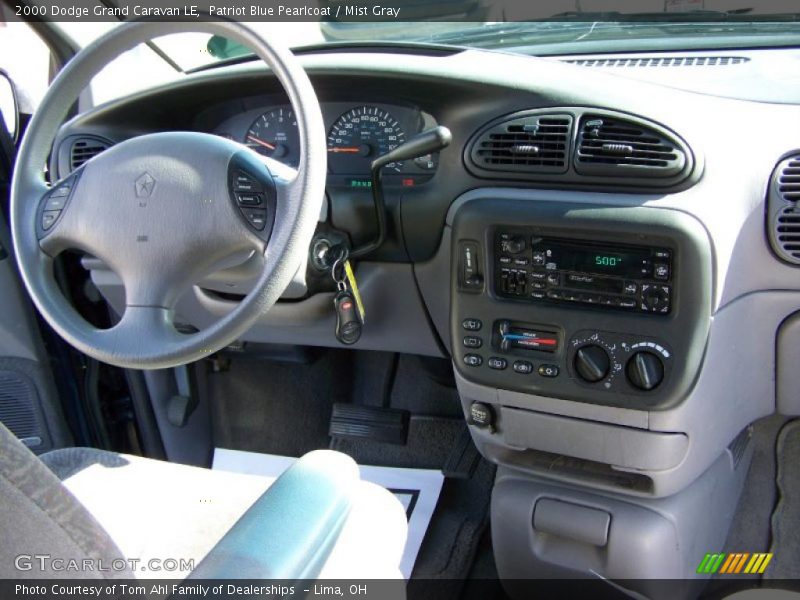 Patriot Blue Pearlcoat / Mist Gray 2000 Dodge Grand Caravan LE