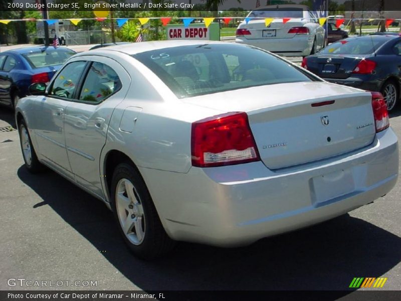 Bright Silver Metallic / Dark Slate Gray 2009 Dodge Charger SE