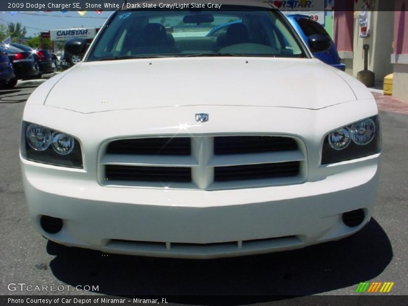 Stone White / Dark Slate Gray/Light Slate Gray 2009 Dodge Charger SE