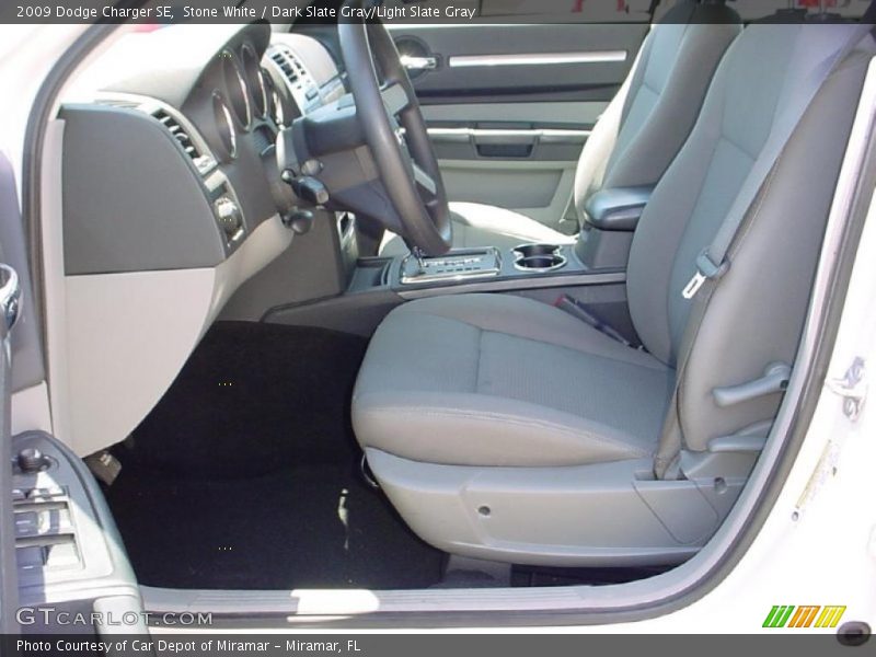 Stone White / Dark Slate Gray/Light Slate Gray 2009 Dodge Charger SE