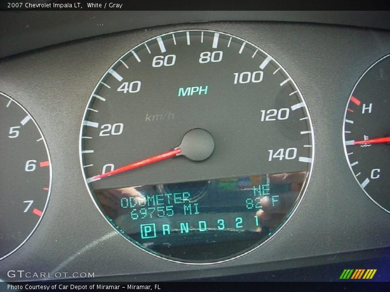 White / Gray 2007 Chevrolet Impala LT