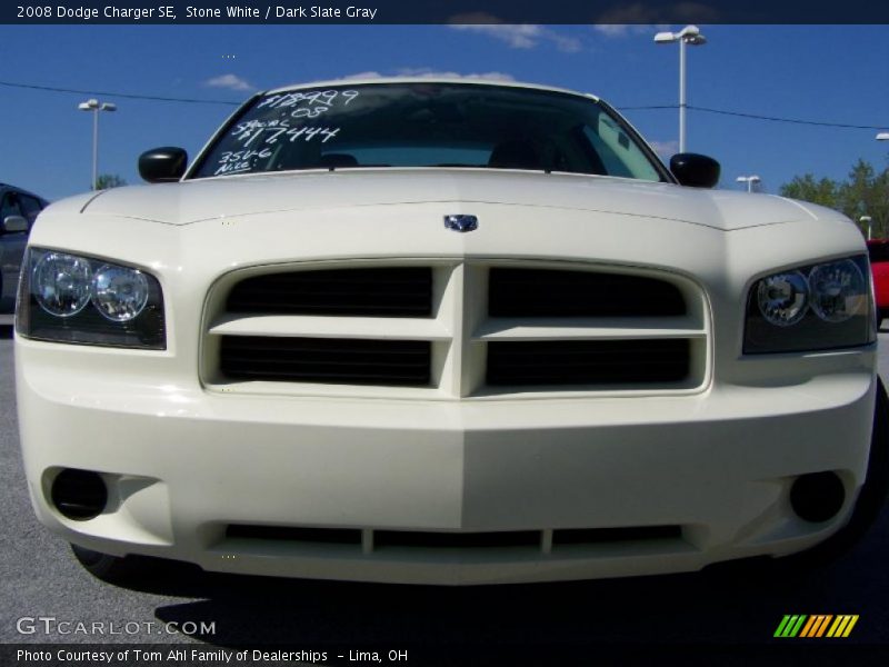Stone White / Dark Slate Gray 2008 Dodge Charger SE