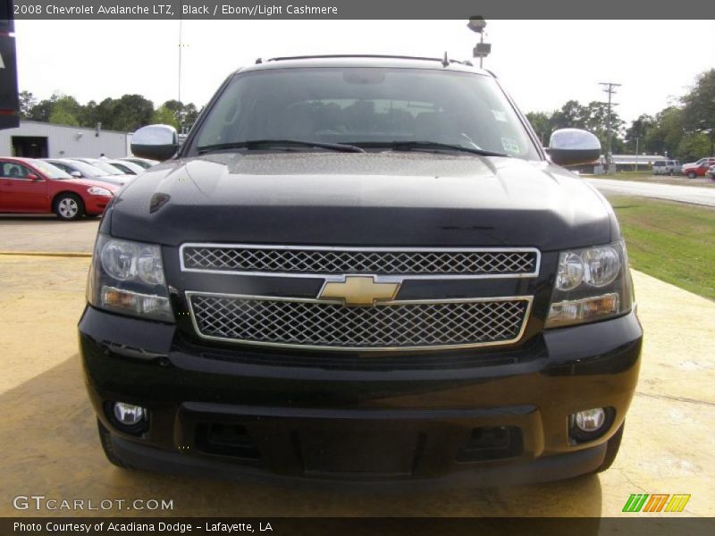 Black / Ebony/Light Cashmere 2008 Chevrolet Avalanche LTZ