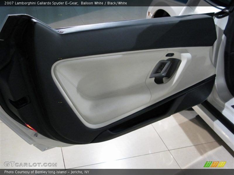 Balloon White / Black/White 2007 Lamborghini Gallardo Spyder E-Gear