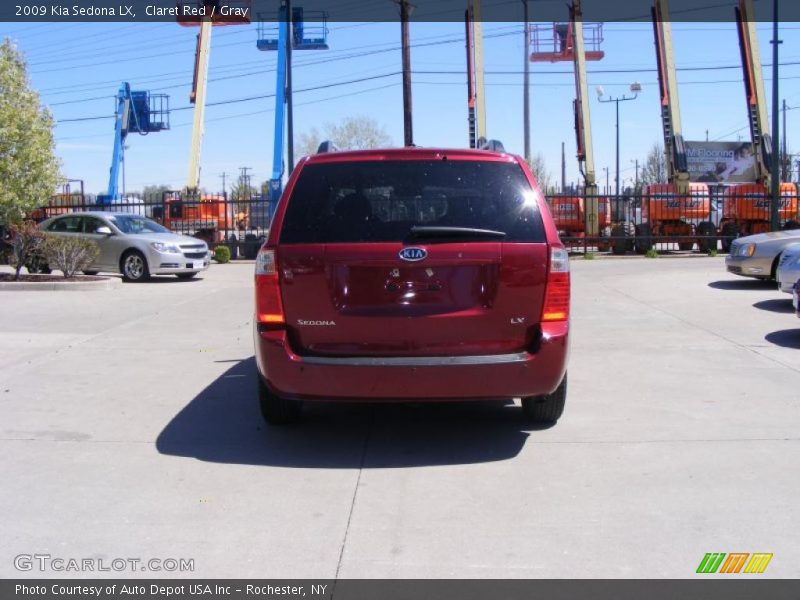 Claret Red / Gray 2009 Kia Sedona LX