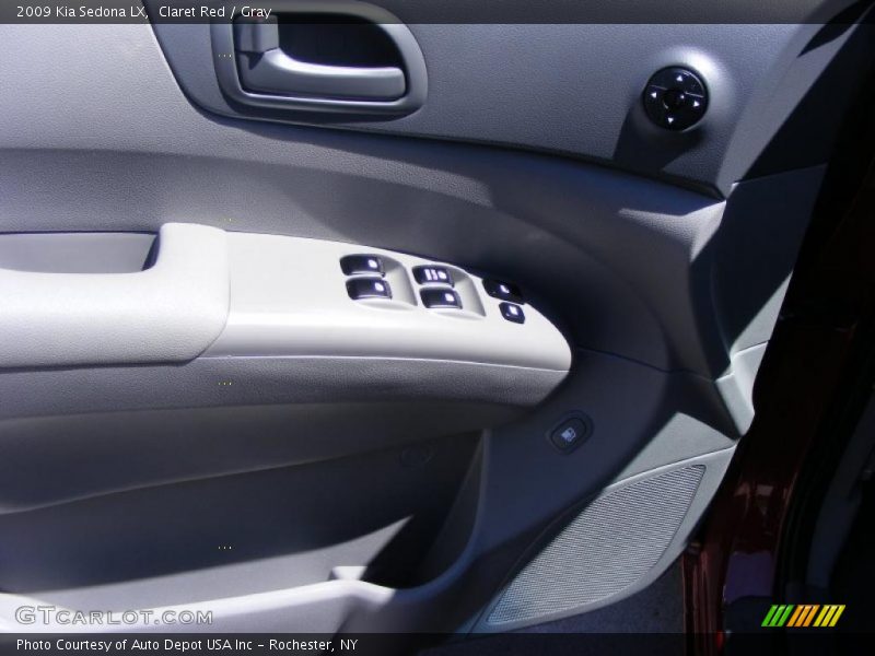 Claret Red / Gray 2009 Kia Sedona LX
