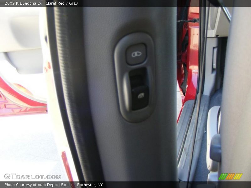 Claret Red / Gray 2009 Kia Sedona LX