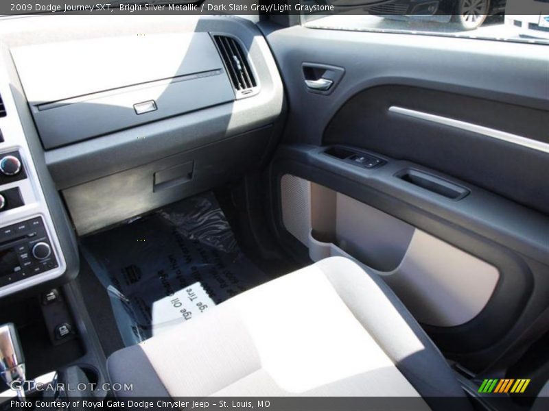 Bright Silver Metallic / Dark Slate Gray/Light Graystone 2009 Dodge Journey SXT