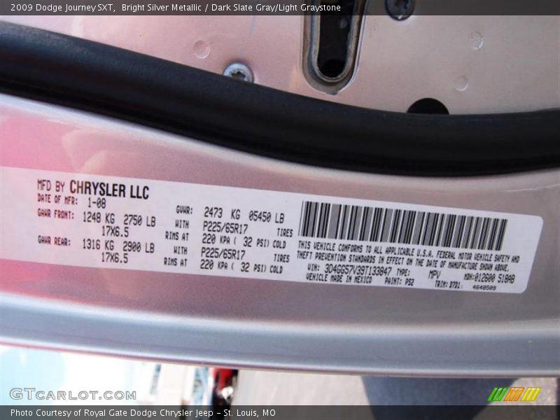Bright Silver Metallic / Dark Slate Gray/Light Graystone 2009 Dodge Journey SXT
