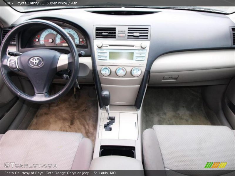 Super White / Ash 2007 Toyota Camry SE