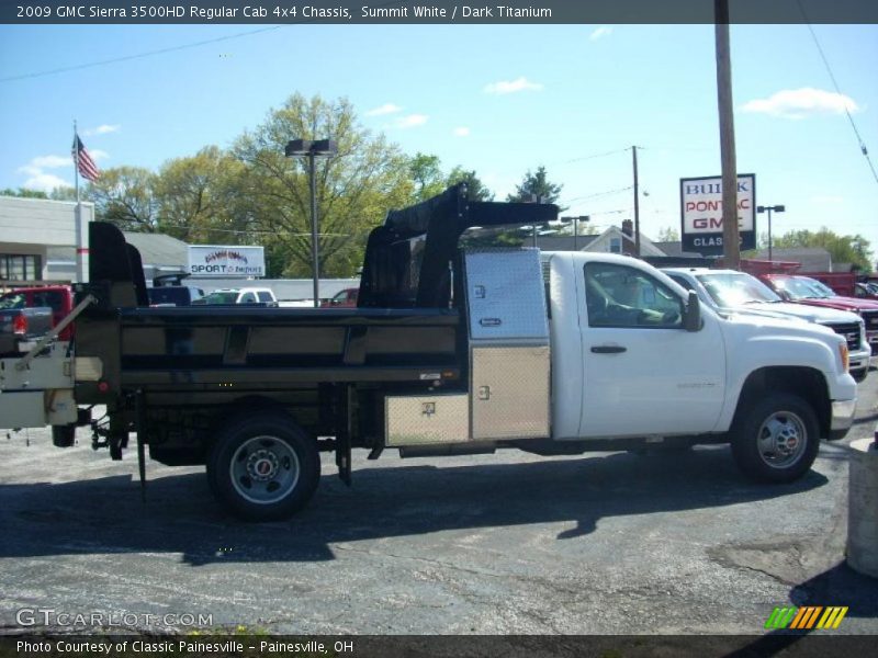 Summit White / Dark Titanium 2009 GMC Sierra 3500HD Regular Cab 4x4 Chassis
