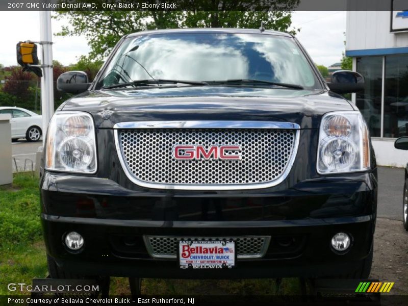 Onyx Black / Ebony Black 2007 GMC Yukon Denali AWD
