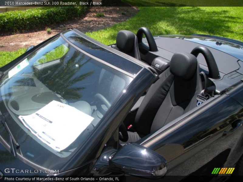 Black / Black 2010 Mercedes-Benz SLK 300 Roadster