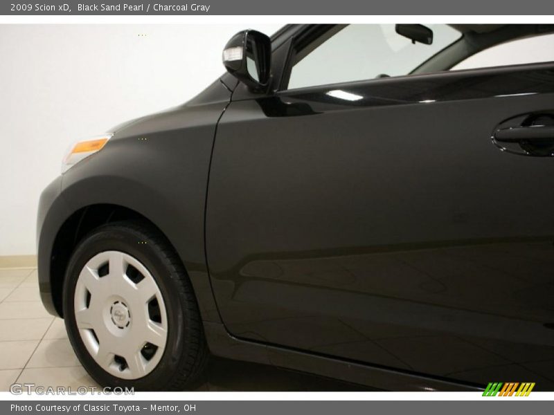 Black Sand Pearl / Charcoal Gray 2009 Scion xD