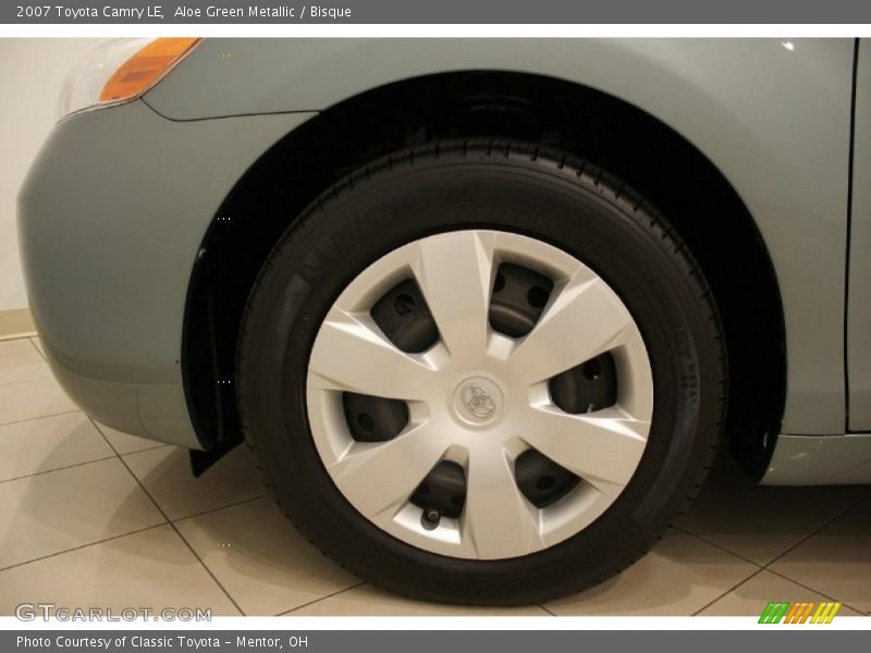 Aloe Green Metallic / Bisque 2007 Toyota Camry LE