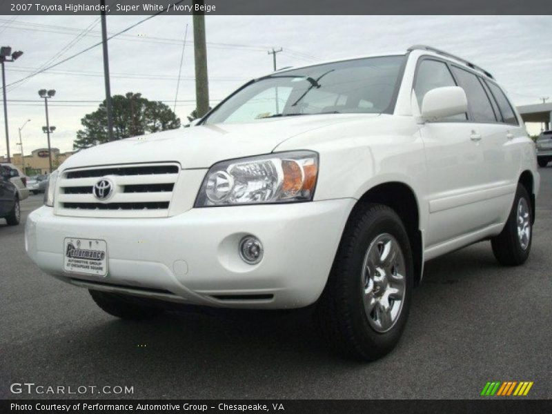 Super White / Ivory Beige 2007 Toyota Highlander