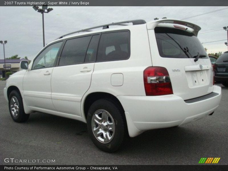 Super White / Ivory Beige 2007 Toyota Highlander