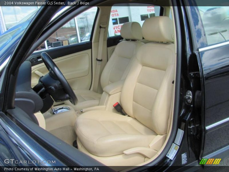 Black / Beige 2004 Volkswagen Passat GLS Sedan