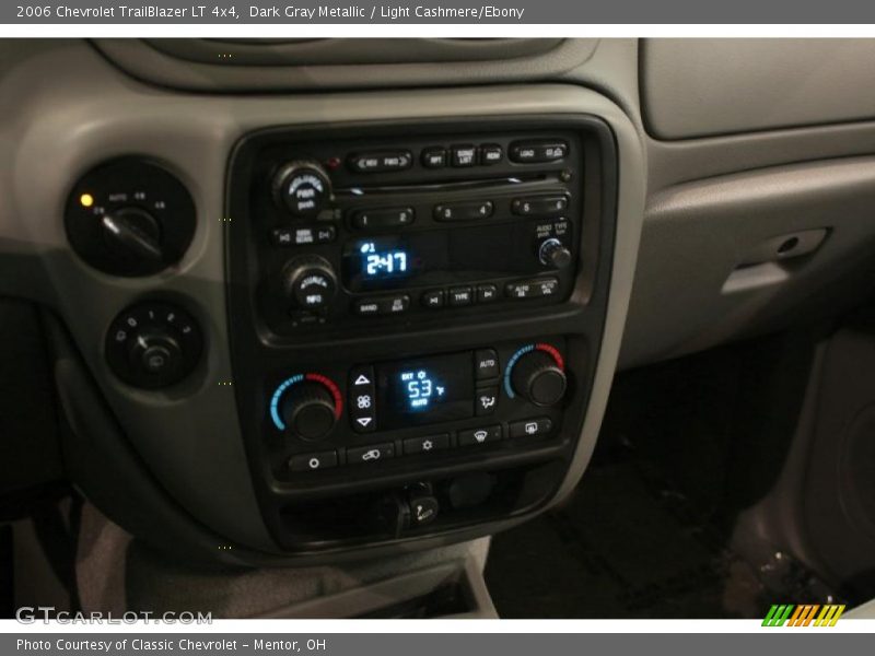 Dark Gray Metallic / Light Cashmere/Ebony 2006 Chevrolet TrailBlazer LT 4x4
