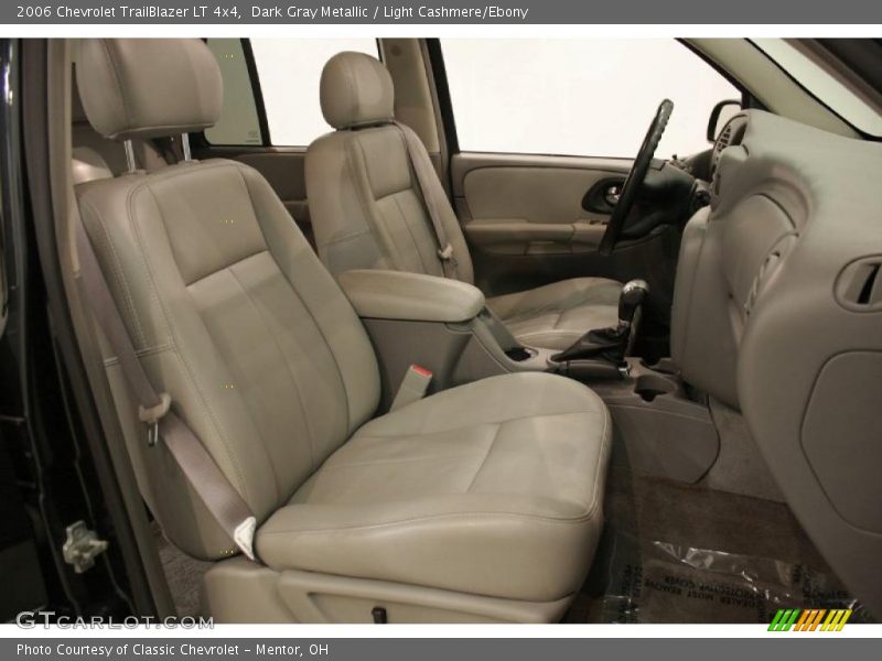 Dark Gray Metallic / Light Cashmere/Ebony 2006 Chevrolet TrailBlazer LT 4x4
