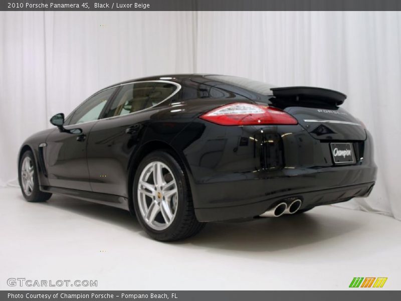 Black / Luxor Beige 2010 Porsche Panamera 4S