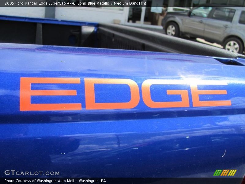 Sonic Blue Metallic / Medium Dark Flint 2005 Ford Ranger Edge SuperCab 4x4