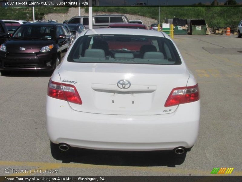 Super White / Ash 2007 Toyota Camry XLE V6