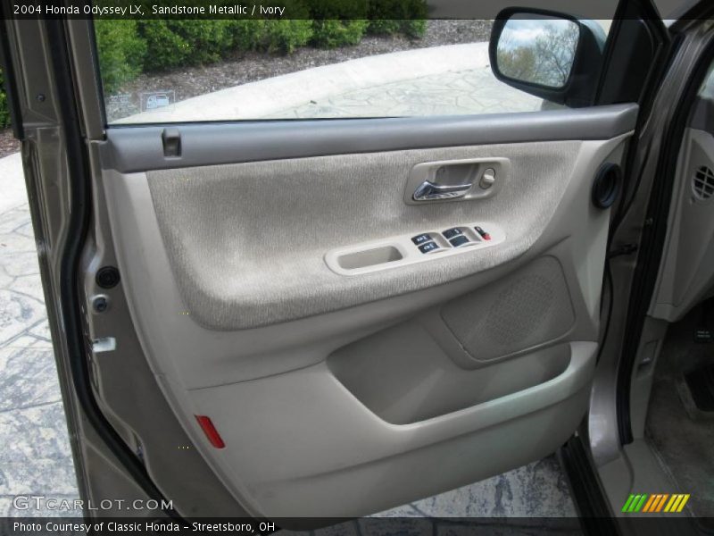 Sandstone Metallic / Ivory 2004 Honda Odyssey LX