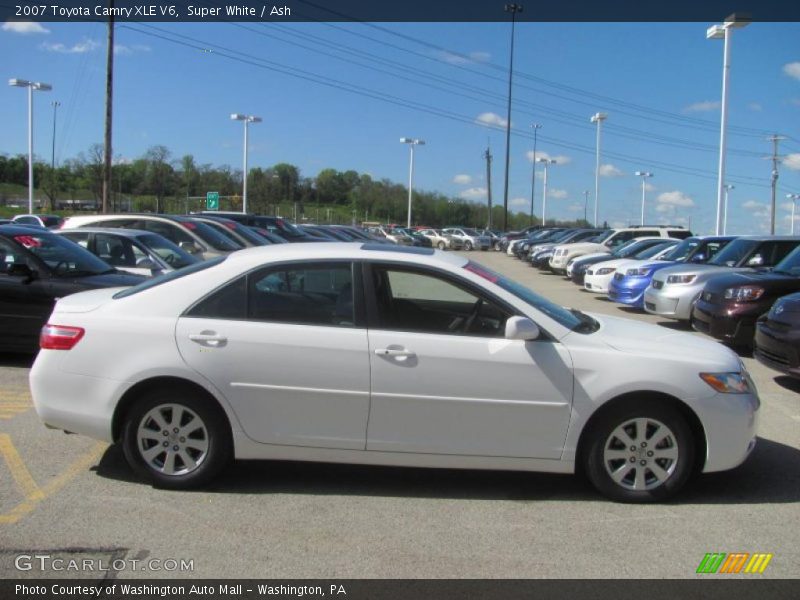 Super White / Ash 2007 Toyota Camry XLE V6