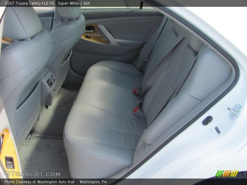 Super White / Ash 2007 Toyota Camry XLE V6