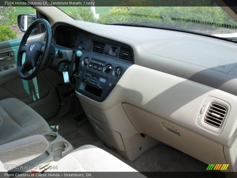 Sandstone Metallic / Ivory 2004 Honda Odyssey LX