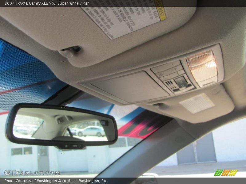 Super White / Ash 2007 Toyota Camry XLE V6