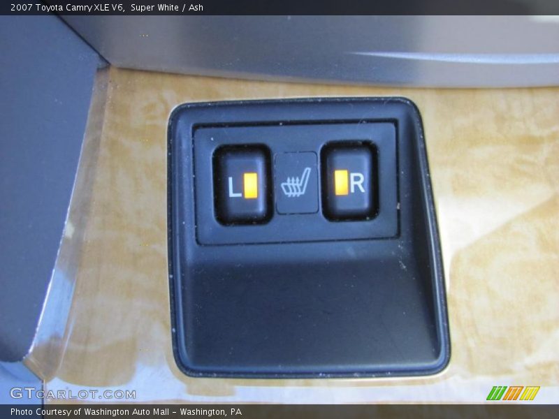 Super White / Ash 2007 Toyota Camry XLE V6