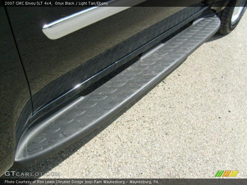 Onyx Black / Light Tan/Ebony 2007 GMC Envoy SLT 4x4