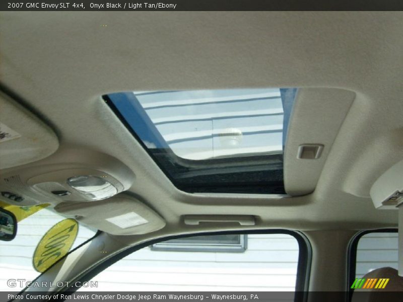 Onyx Black / Light Tan/Ebony 2007 GMC Envoy SLT 4x4